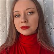 Laureata in lingue e culture moderne impartisce lezioni private di francese per ragazzi e adulti di qualsiasi livello